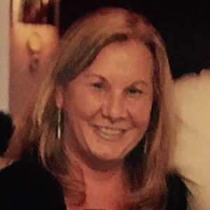 Meet your Posher, Cynthia